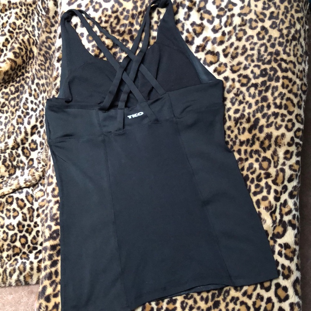 NWT Sexy Black Athletic Top paisley imprint criss cross back small
